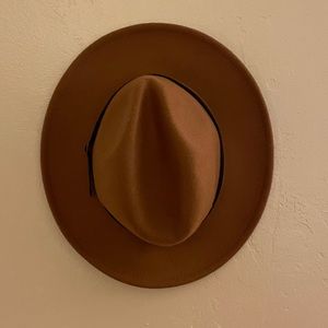 Brown Brimmed Hat with Black Accent